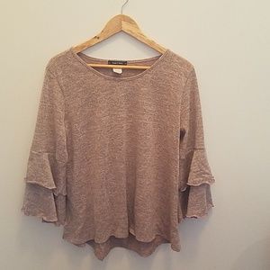 EUC bell sleeved top